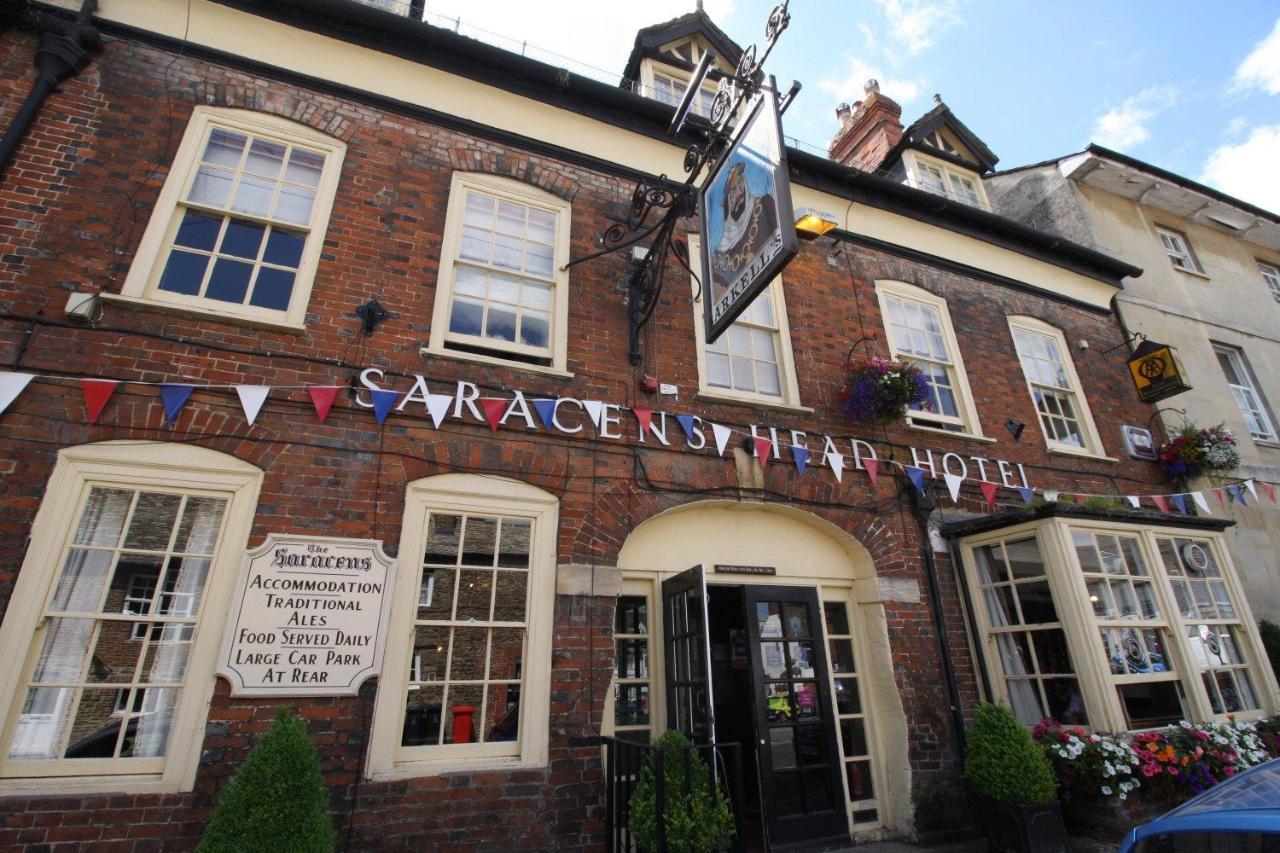 The Saracens Head 2* Highworth